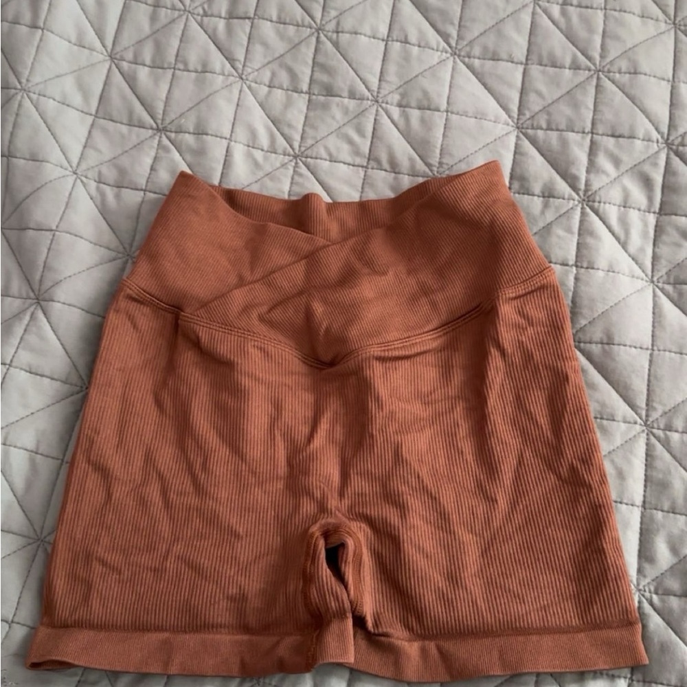 Women's Tan Ribbed Shorts